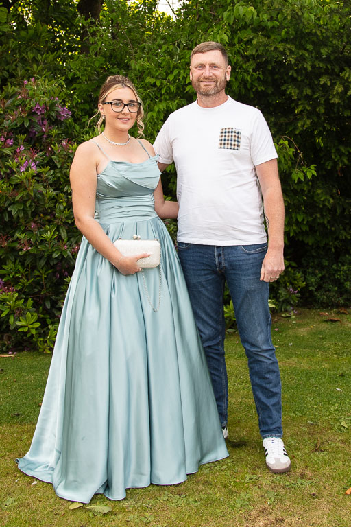 Elle Prom
 Hero