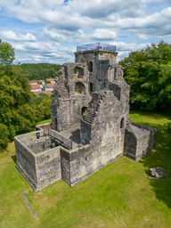 Crookston Castle 360
 Hero
