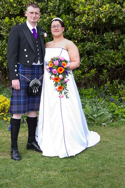 Cha n Debs
 Hero
