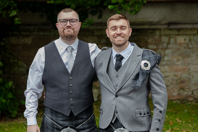 Aidan-n-Emma-18.jpg Aidan-n-Emma-18.jpg