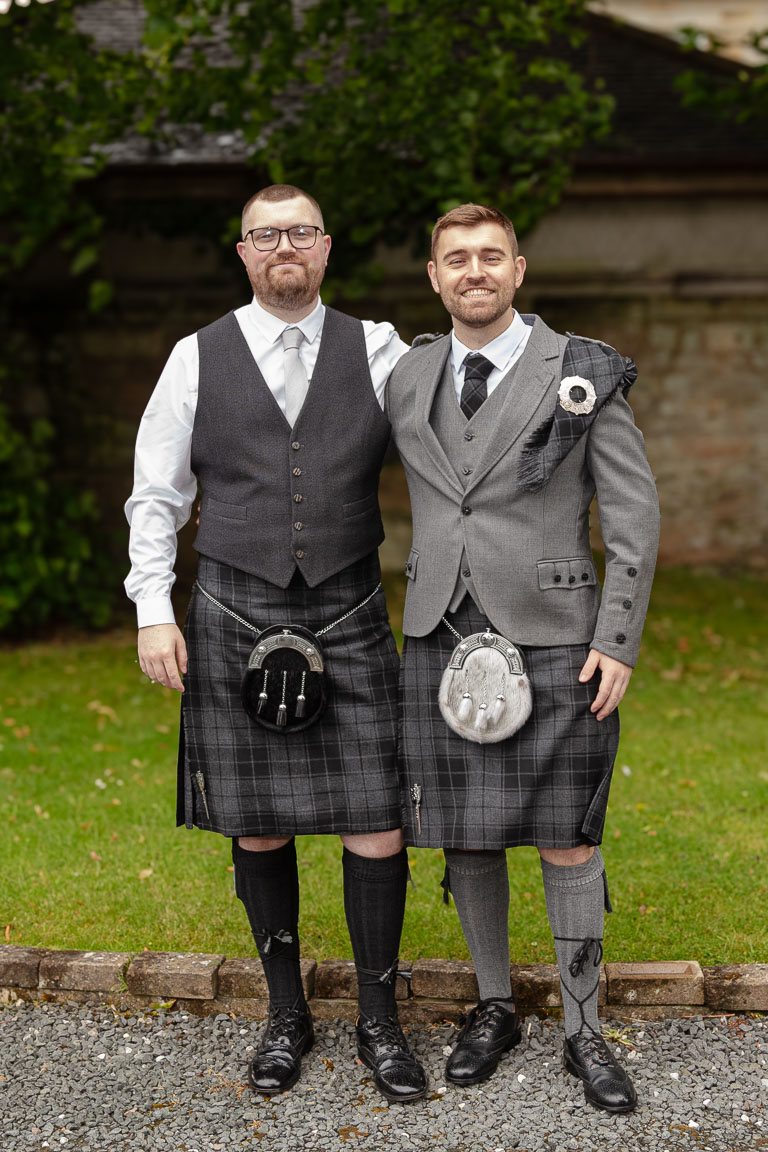 Aidan-n-Emma-19.jpg Aidan-n-Emma-19.jpg