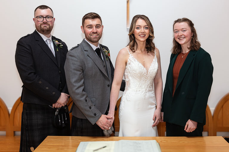 Aidan-n-Emma-290.jpg Aidan-n-Emma-290.jpg