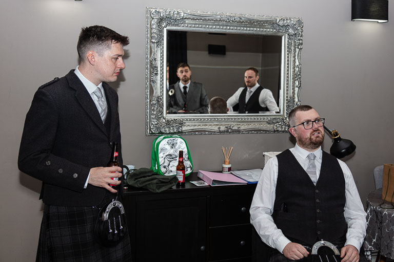 Aidan-n-Emma-32.jpg Aidan-n-Emma-32.jpg