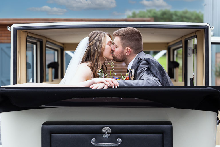 Aidan-n-Emma-342-Edit.jpg Aidan-n-Emma-342-Edit.jpg