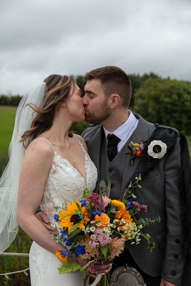 Aidan-n-Emma-365.jpg Aidan-n-Emma-365.jpg