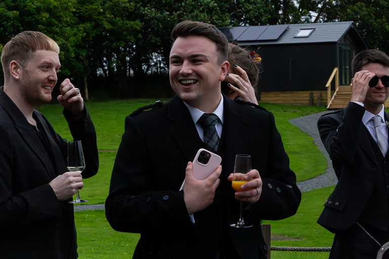 Aidan-n-Emma-426.jpg Aidan-n-Emma-426.jpg