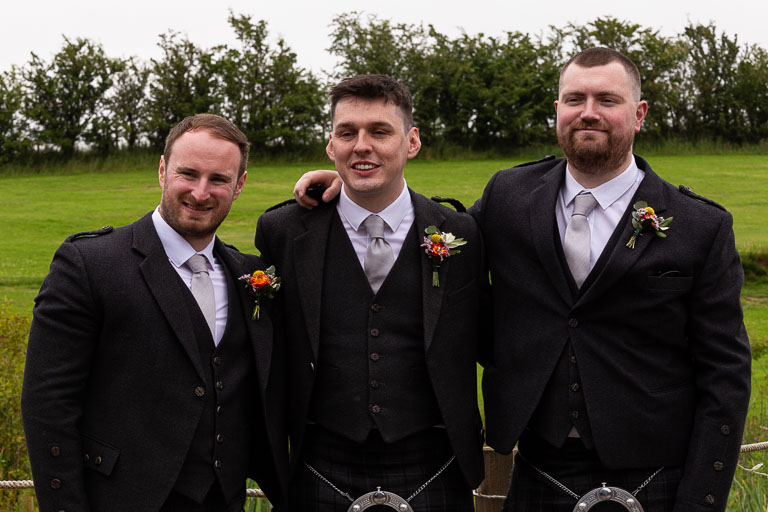 Aidan-n-Emma-446.jpg Aidan-n-Emma-446.jpg