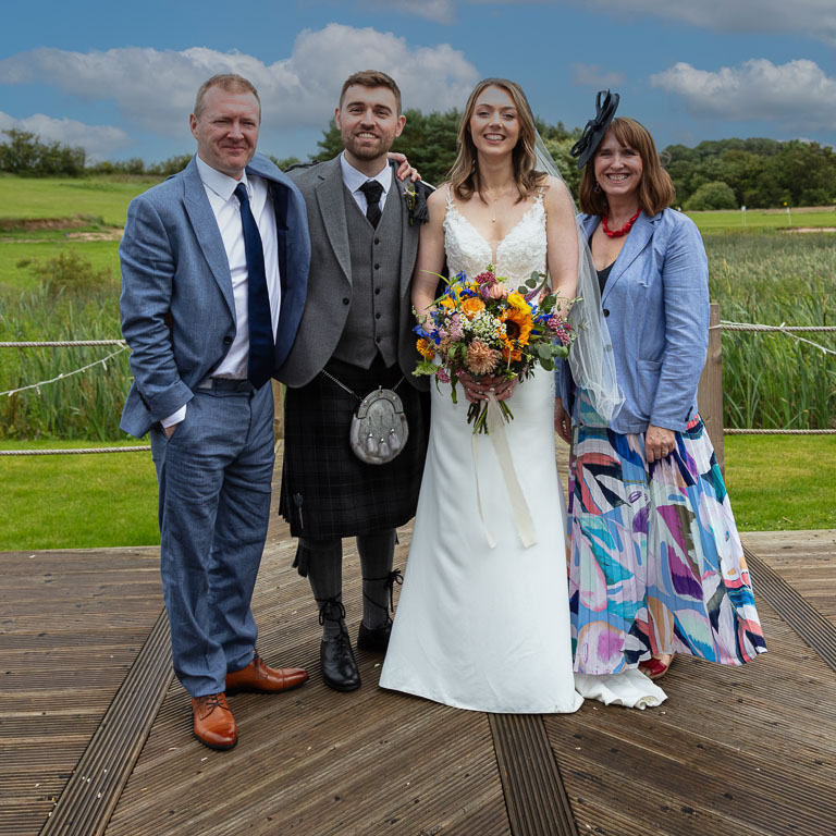 Aidan-n-Emma-472.jpg Aidan-n-Emma-472.jpg