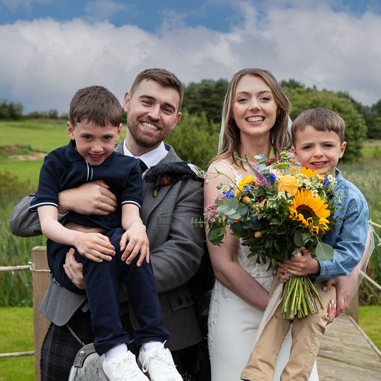 Aidan-n-Emma-481.jpg Aidan-n-Emma-481.jpg