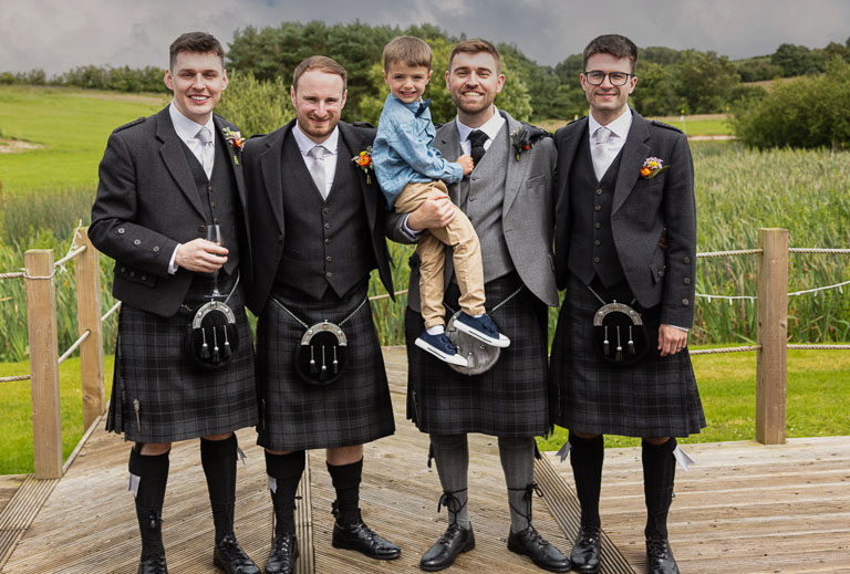 Aidan-n-Emma-492.jpg Aidan-n-Emma-492.jpg