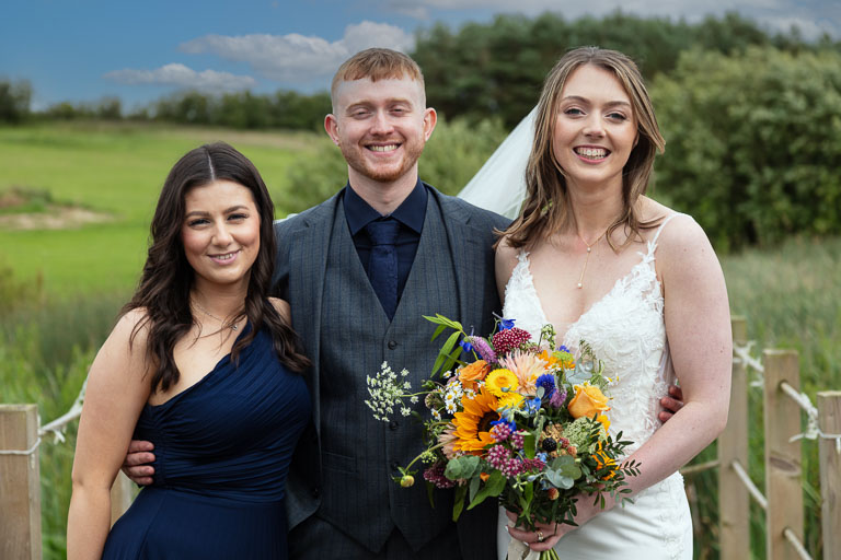 Aidan-n-Emma-502.jpg Aidan-n-Emma-502.jpg