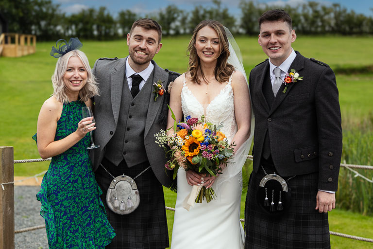 Aidan-n-Emma-524.jpg Aidan-n-Emma-524.jpg