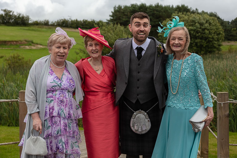 Aidan-n-Emma-535.jpg Aidan-n-Emma-535.jpg