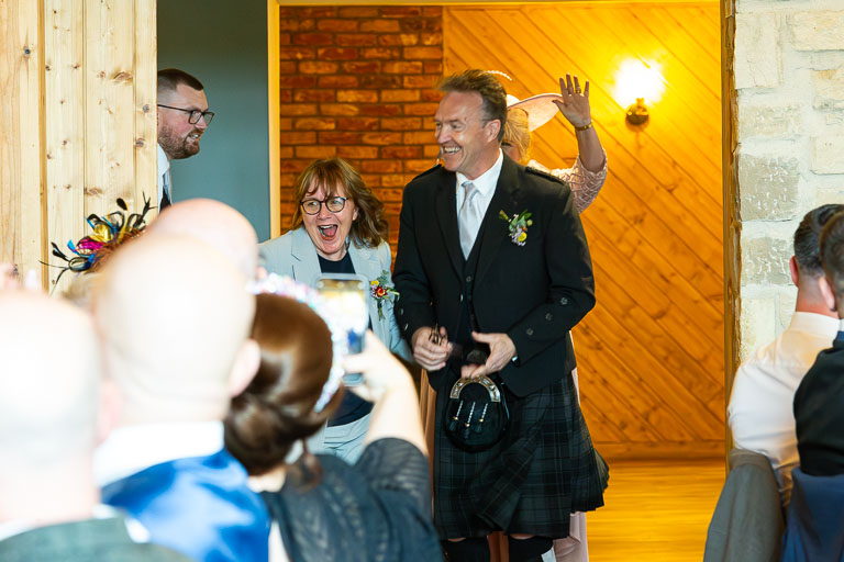 Aidan-n-Emma-594.jpg Aidan-n-Emma-594.jpg