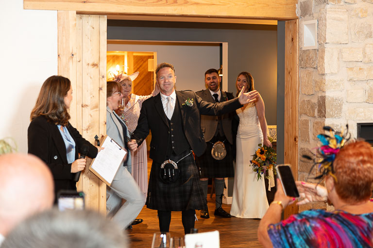 Aidan-n-Emma-595.jpg Aidan-n-Emma-595.jpg