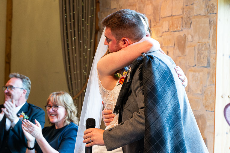 Aidan-n-Emma-728.jpg Aidan-n-Emma-728.jpg