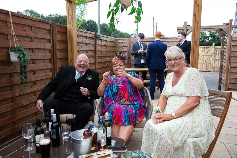 Aidan-n-Emma-738.jpg Aidan-n-Emma-738.jpg