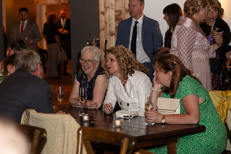 Aidan-n-Emma-748.jpg Aidan-n-Emma-748.jpg