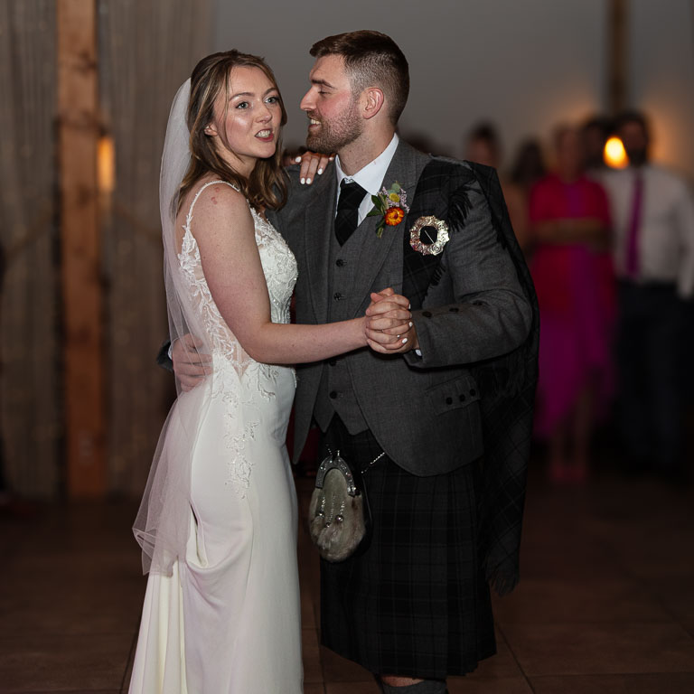 Aidan-n-Emma-769.jpg Aidan-n-Emma-769.jpg