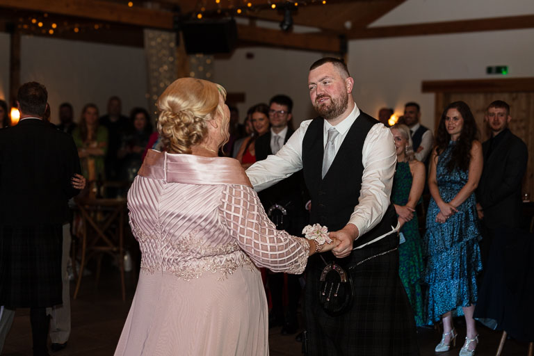 Aidan-n-Emma-773.jpg Aidan-n-Emma-773.jpg