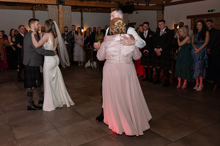 Aidan-n-Emma-776.jpg Aidan-n-Emma-776.jpg