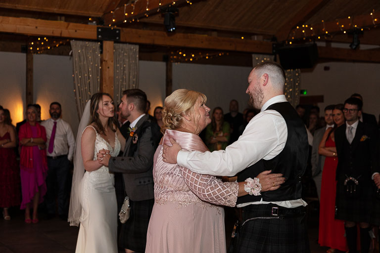 Aidan-n-Emma-777.jpg Aidan-n-Emma-777.jpg