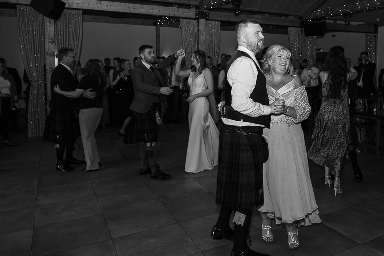 Aidan-n-Emma-781.jpg Aidan-n-Emma-781.jpg