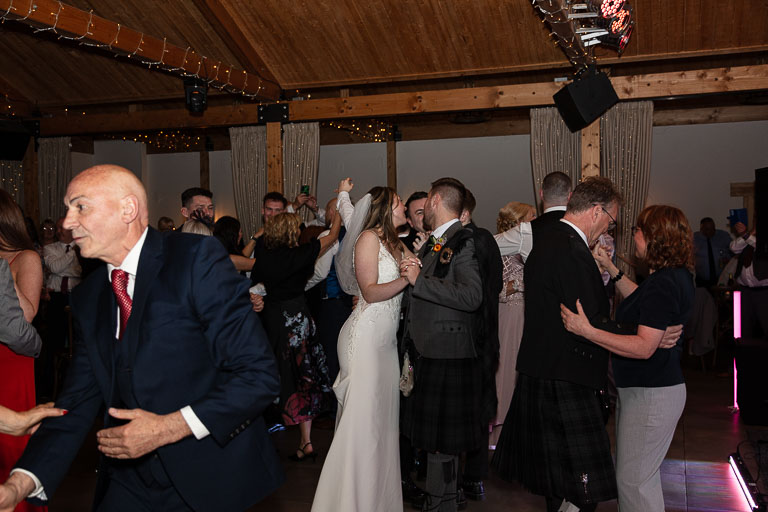 Aidan-n-Emma-783.jpg Aidan-n-Emma-783.jpg